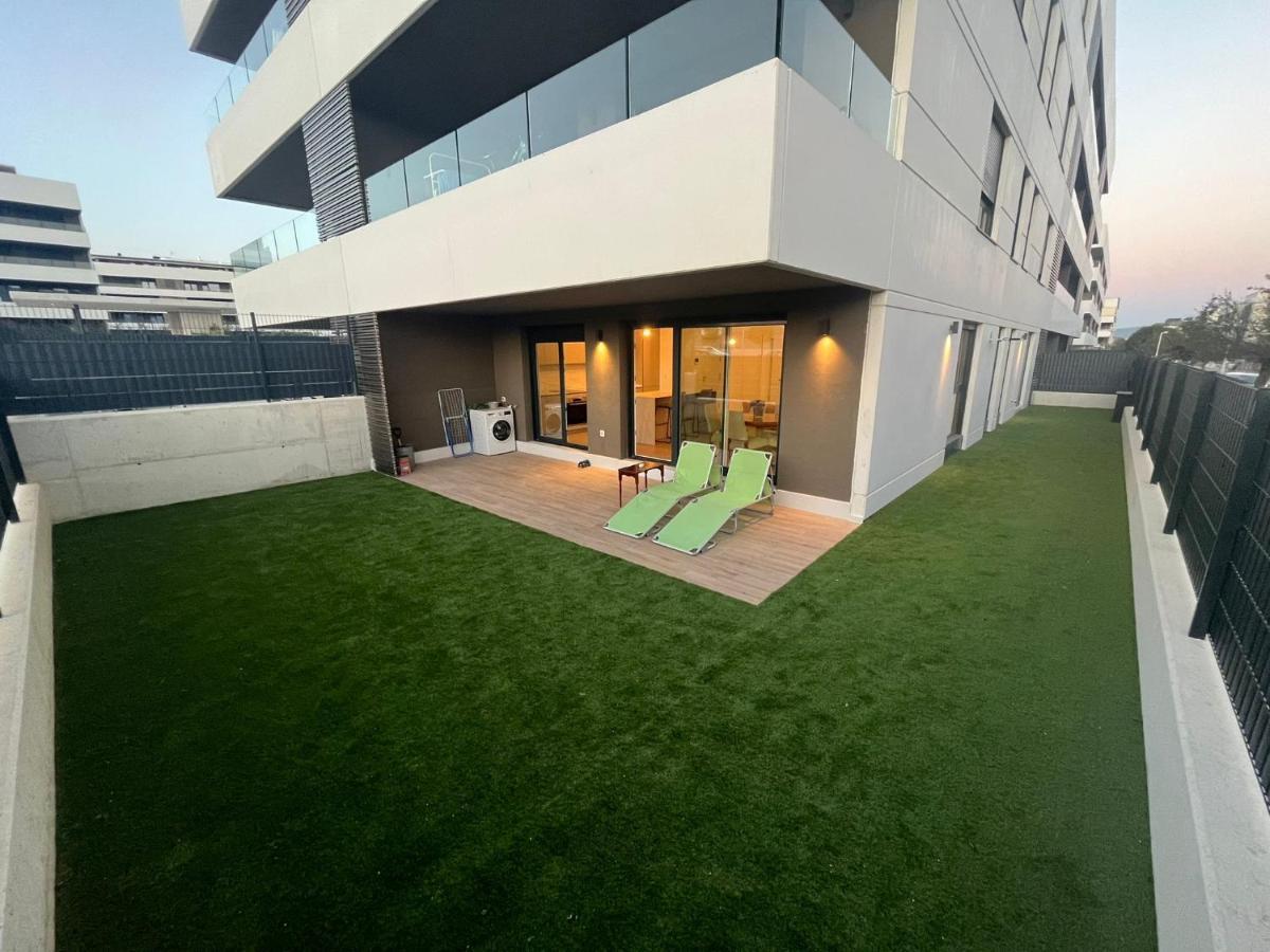 Apartamento Moderno Bajo Con Jardin Zizur Mayor Exterior foto